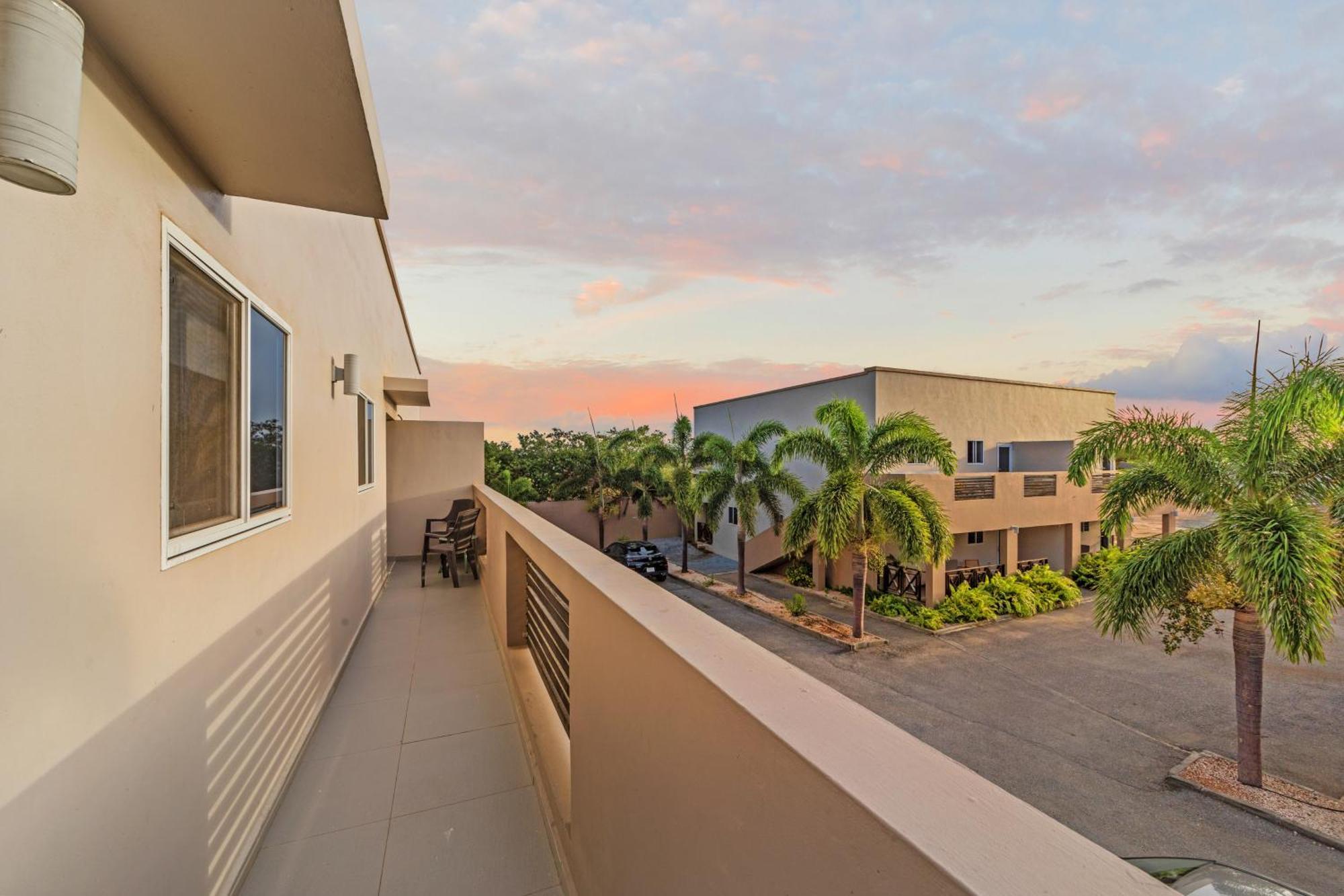 Curadise Living Apartment Willemstad Bagian luar foto